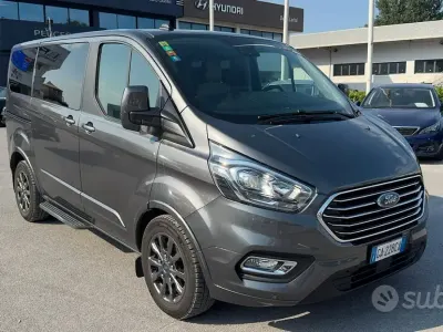 Usata Ford Tourneo Custom Titanium X 185 CV (136 kW) 2020 Grigio Furgone