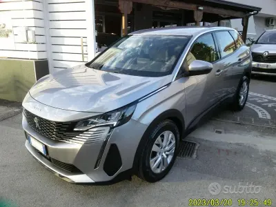 Usata Peugeot 3008 Business-Line 131 CV (96 kW) 2021 Grigio SUV