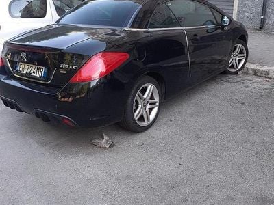 Gebraucht Peugeot 308 CC 112 PS (82 kW) 2011 Schwarz Cabrio