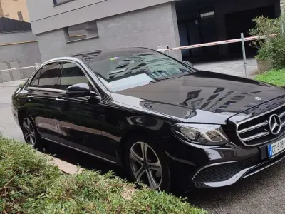 Usata Mercedes E220 Premium 194 CV (142 kW) 2019 Berlina