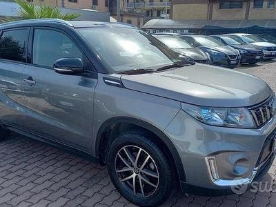 Usata Suzuki Vitara 140 CV (102 kW) 2019 Grigio SUV