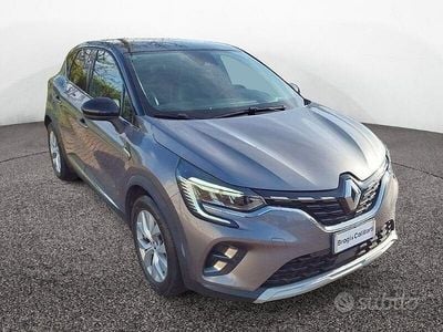Grigio Usata 2022 Renault Captur Intens SUV | 18.900 € (Buon prezzo)