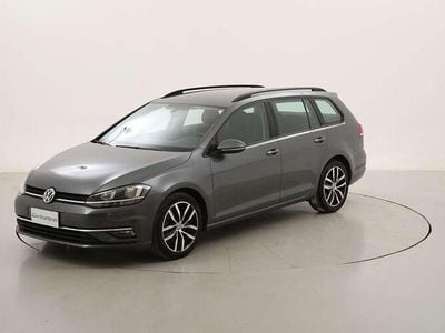 Usata VW Golf VIII Business 116 CV (85 kW) 2020 Grigio Station wagon