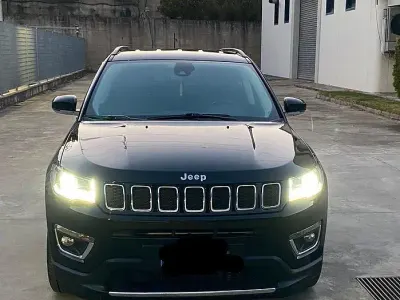 Usata Jeep Compass 120 CV (88 kW) 2020 Nero SUV