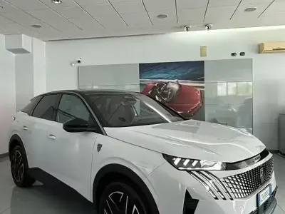 Usata Peugeot 3008 GT 145 CV (106 kW) 2025 Bianco SUV