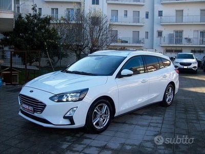 Usata Ford Focus Titanium 120 CV (88 kW) 2020 Bianco Station wagon