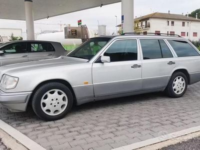 Usata Mercedes 200 1992 Grigio Station wagon