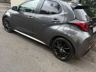 Usado Toyota Yaris Sol 87 CV (63 kW) 2022 Utilitario