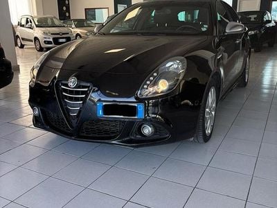 Usata Alfa Romeo Giulietta Exclusive 120 CV (88 kW) 2015 Nero Utilitaria