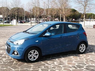Usata Hyundai i10 66 CV (48 kW) 2014 Blu Utilitaria