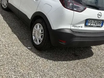 Usata Opel Crossland X Edition 83 CV (61 kW) 2018 SUV