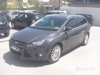 Usata Ford Focus Titanium 116 CV (85 kW) 2011 Grigio Station wagon