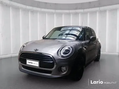 Usata Mini Cooper D Hype 116 CV (85 kW) 2018 Argento Utilitaria