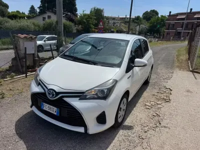 Usata Toyota Yaris Hybrid