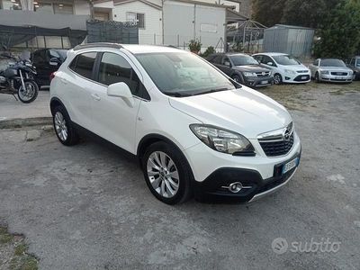 Usata Opel Mokka 140 CV (102 kW) 2015 Bianco SUV