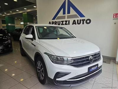 Usata VW Tiguan Life 150 CV (110 kW) 2022 Bianco SUV