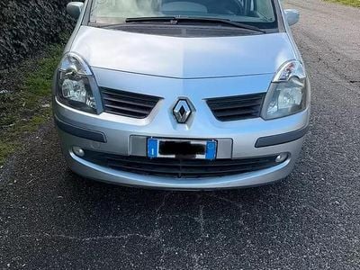 Usata Renault Modus 2006 Grigio Monovolume