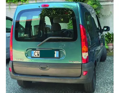 Usata Renault Kangoo 75 CV (55 kW) 2005 Blu/azzurro Monovolume