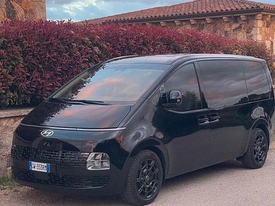 Usata Hyundai Staria 177 CV (130 kW) 2024 Nero Monovolume