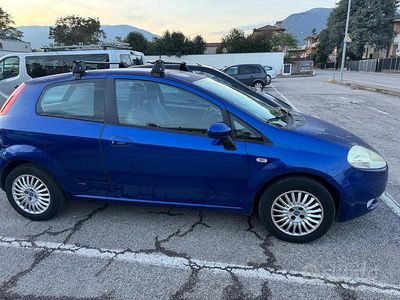 Usata Fiat Punto 65 CV (47 kW) 2007 Blu Utilitaria