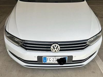 Usata VW Passat 150 CV (110 kW) 2015 Bianco Berlina