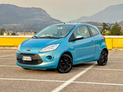 Usata Ford Ka Titanium 75 CV (55 kW) 2010 Blu Utilitaria
