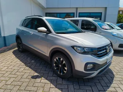 Usata VW T-Cross Style 95 CV (69 kW) 2020 Argento SUV