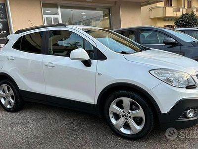 Usata Opel Mokka 140 CV (102 kW) 2014 Bianco SUV