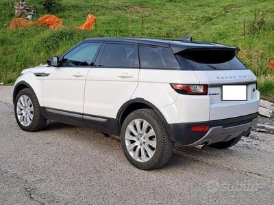 Usata Land Rover Range Rover evoque 150 CV (110 kW) 2017 Bianco SUV