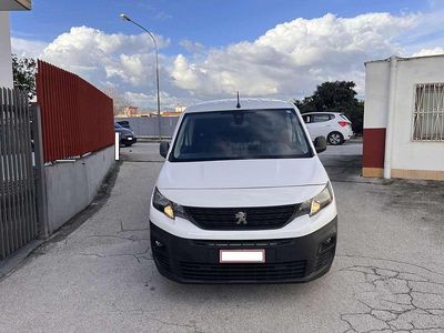 Usata Peugeot Partner Premium 99 CV (72 kW) 2019 Bianco Monovolume