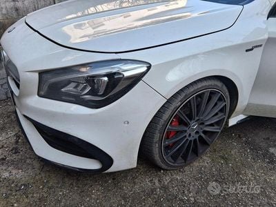 Usata Mercedes CLA45 AMG Shooting Brake AMG 381 CV (280 kW) 2016 Bianco Station wagon