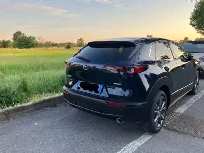 Usata Mazda CX-30 186 CV (136 kW) 2024 Blu/azzurro SUV