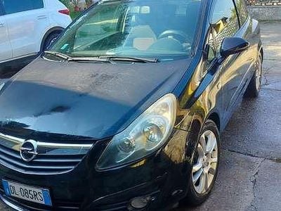 Usata Opel Corsa Sport 90 CV (66 kW) 2007 Nero Berlina