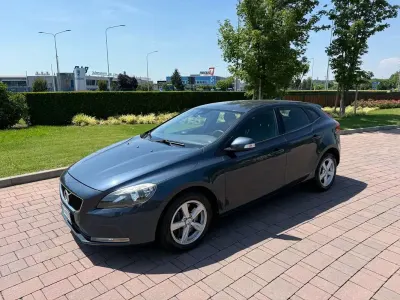Usata Volvo V40 114 CV (83 kW) 2016 Berlina