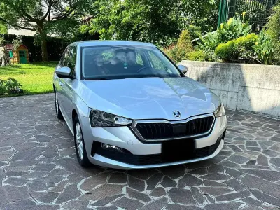 Usata Skoda Scala Style 116 CV (85 kW) 2020 Grigio Utilitaria
