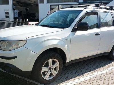 Usata Subaru Forester 150 CV (110 kW) 2010 Bianco SUV