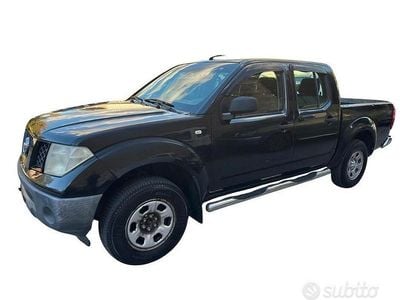 Usata Nissan Navara XE 174 CV (127 kW) 2006 Nero Pick-up