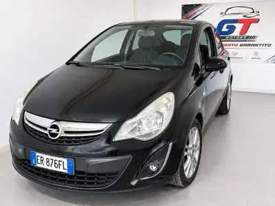 Usata Opel Corsa 86 CV (63 kW) 2013 Nero Utilitaria