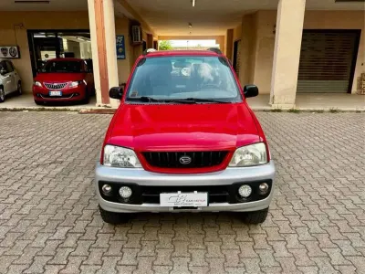 Usata Daihatsu Terios 86 CV (63 kW) 2003 Rosso SUV