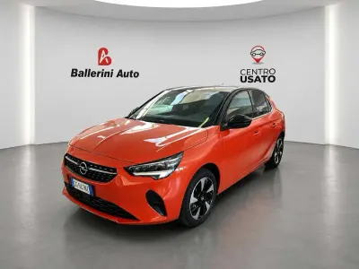 Usata Opel Corsa Edition 56 kW (77 CV) 2021 Arancione Utilitaria