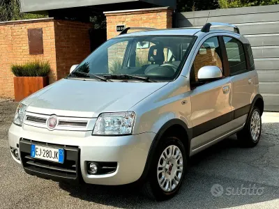 Usata Fiat Panda 69 CV (50 kW) 2011 Grigio Utilitaria