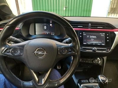 Usata Opel Corsa GS Line 102 CV (75 kW) 2022 Grigio Utilitaria