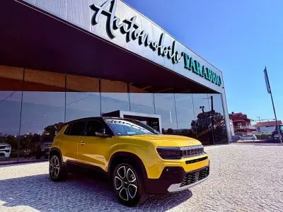 Usata Jeep Avenger Summit 101 CV (74 kW) 2023 Giallo SUV