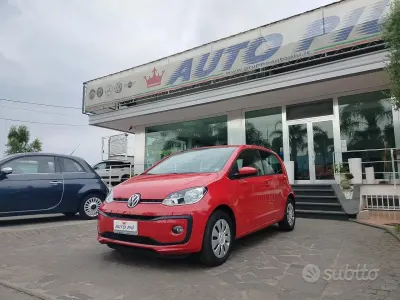Usata VW up! 75 CV (55 kW) 2019 Rosso Utilitaria