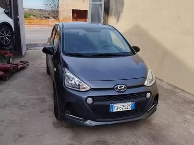 Usata Hyundai i10 69 CV (50 kW) 2019 Grigio Utilitaria