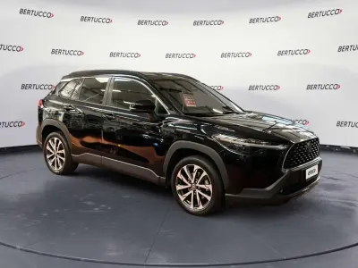 Usata Toyota Corolla Cross Lounge 199 CV (146 kW) 2023 Nero SUV