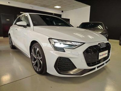 Usata Audi A3 S-Line 150 CV (110 kW) 2024 Bianco metallizzato Berlina