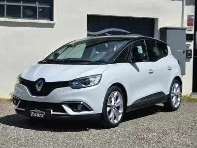 Usado Renault Scénic IV 110 CV (80 kW) 2019 Blanco Monovolumen