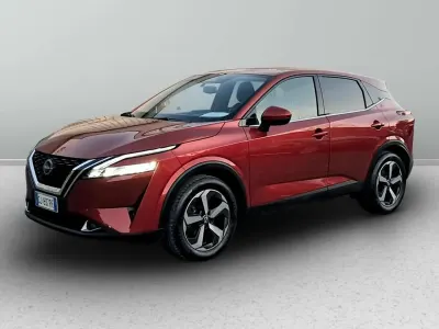 Usata Nissan Qashqai N-Connecta 158 CV (116 kW) 2022 Rosso SUV