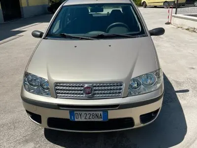 Usata Fiat Punto 60 CV (44 kW) 2009 Utilitaria